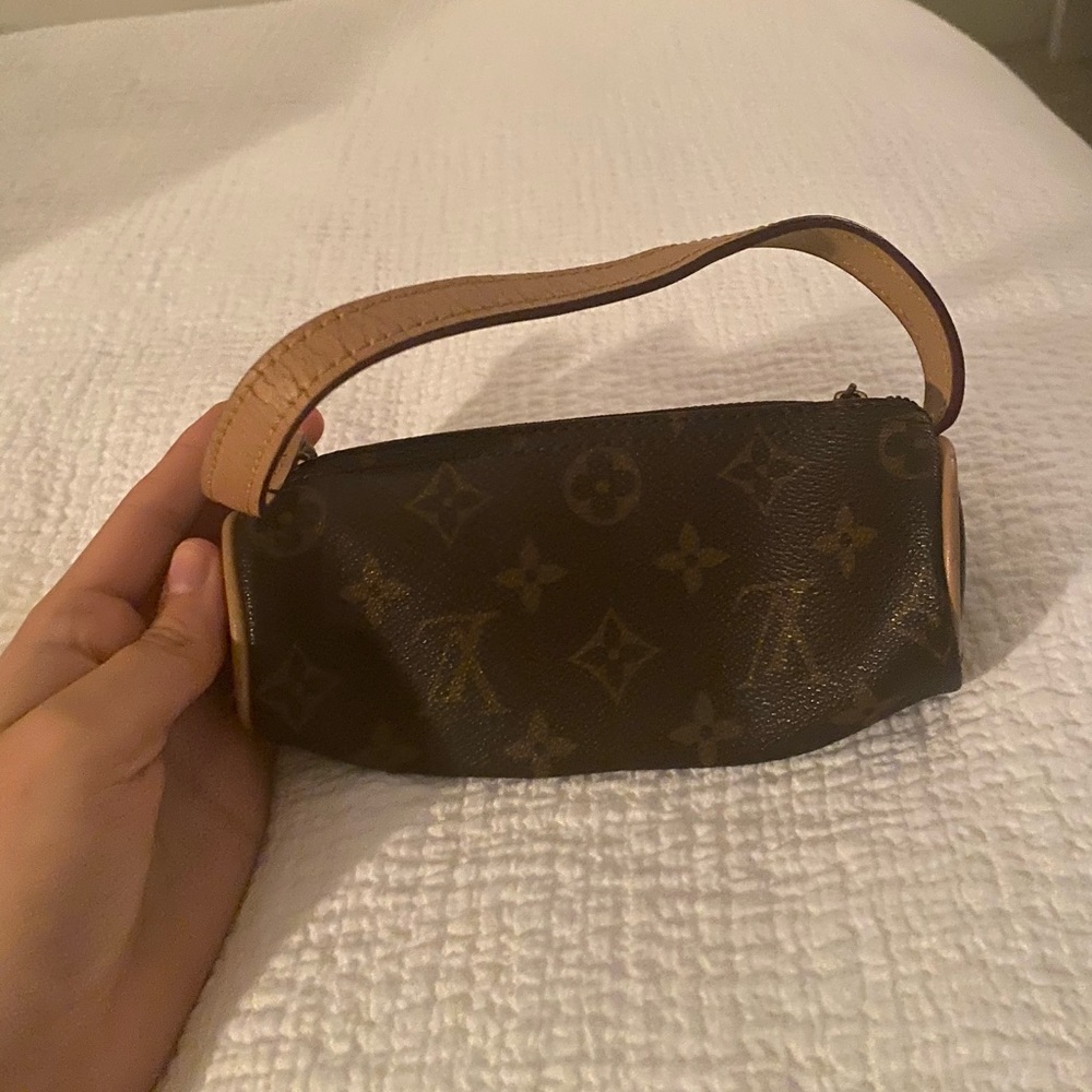 Louis Vuitton Monogram Papillon Pouch